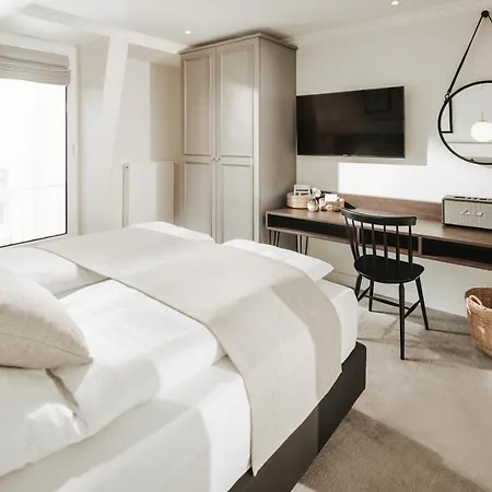 Hotell Breeksee
