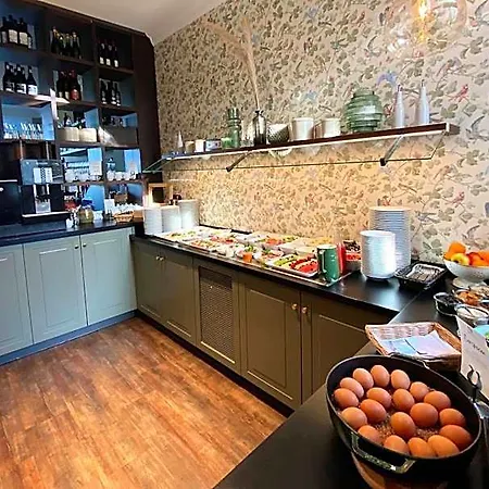 Otel Breeksee 3*